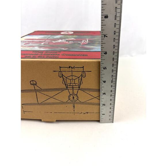 Wings of Texaco 1:64 Scale Diecast Plane 1936 Keystone-Loening Commuter The Duck - Picture 10 of 16